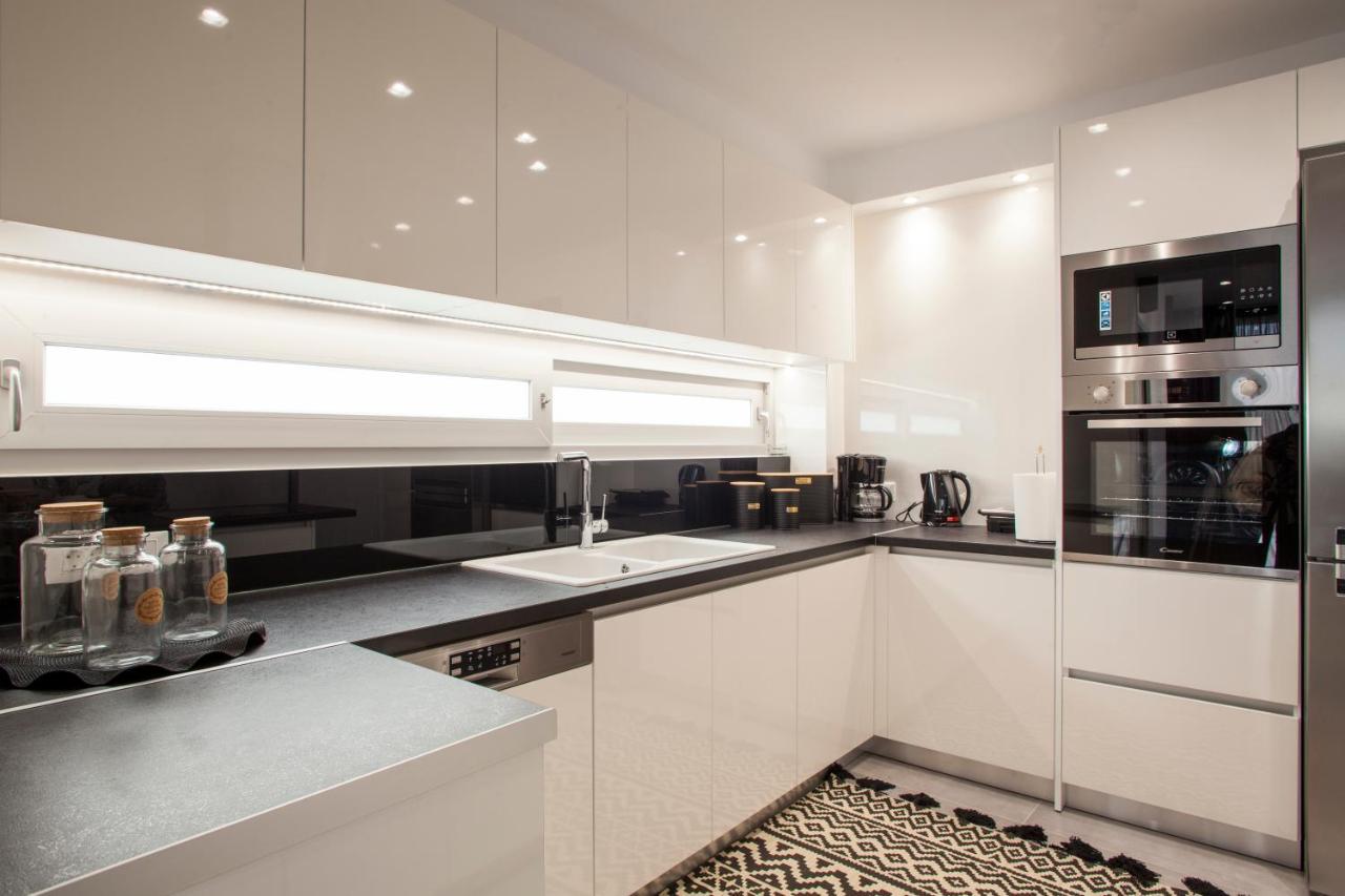 Emfasis Loft Spacious And Elegant Heraklion Exterior foto